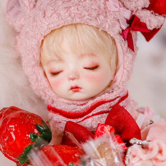 DollZone Sleeping Peach