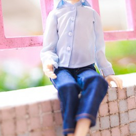 MD000332A Bluse and Jeans