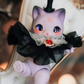 Red Heart Frill Collar