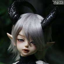 LUTS HORN 20 Pearl Black Limited