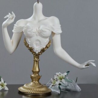La Luna Cinderella Bust Stand