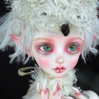 Peak's Woods FOC Goldie the Dark Elf the White Owl as the Messenger from "GONS and CROWS"